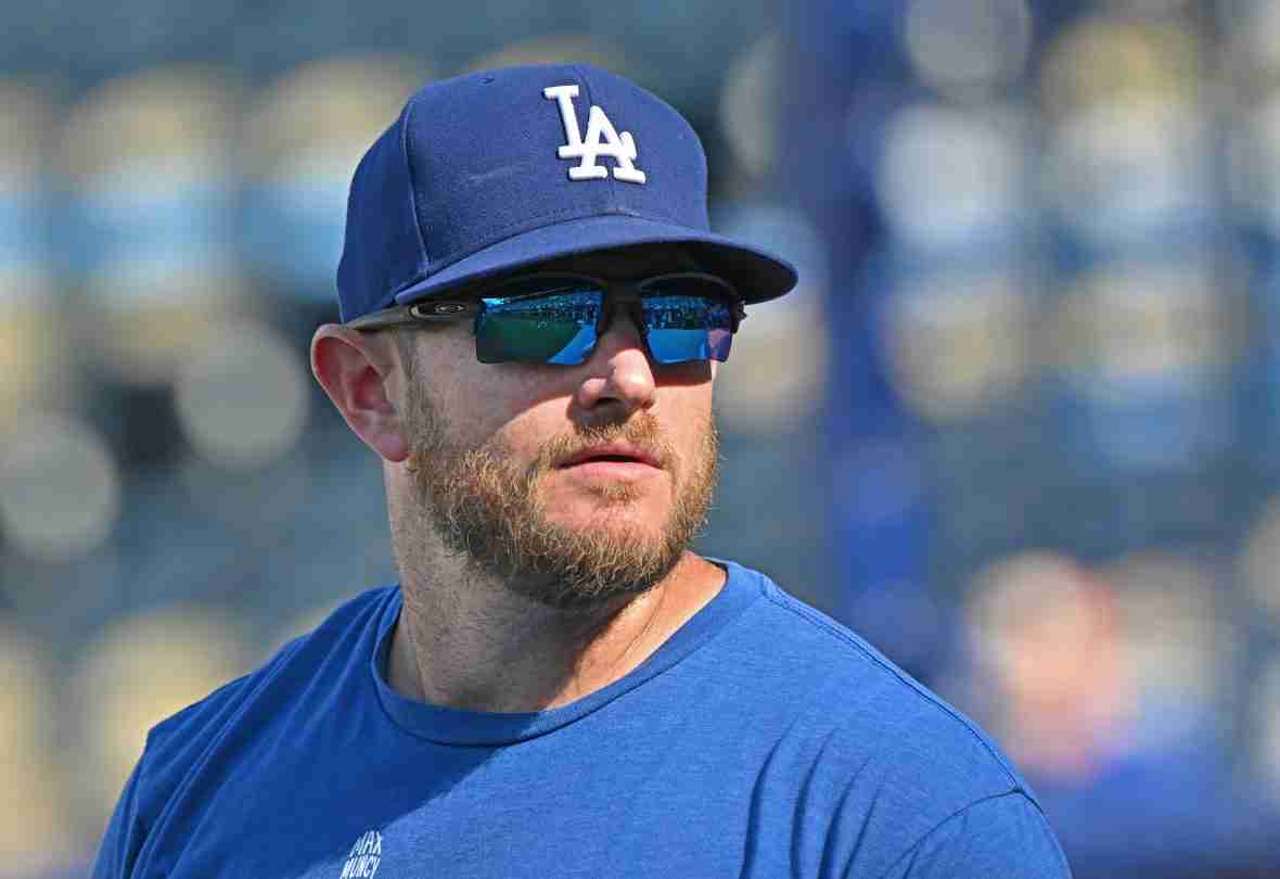 Current image: Jun 27, 2025; Kansas City, Missouri, USA; Los Angeles Dodgers third baseman Max Muncy (13) looks on during batting practice before a game against the Kansas City Royals at Kauffman Stadium. Mandatory Credit: Peter Aiken-Imagn Images