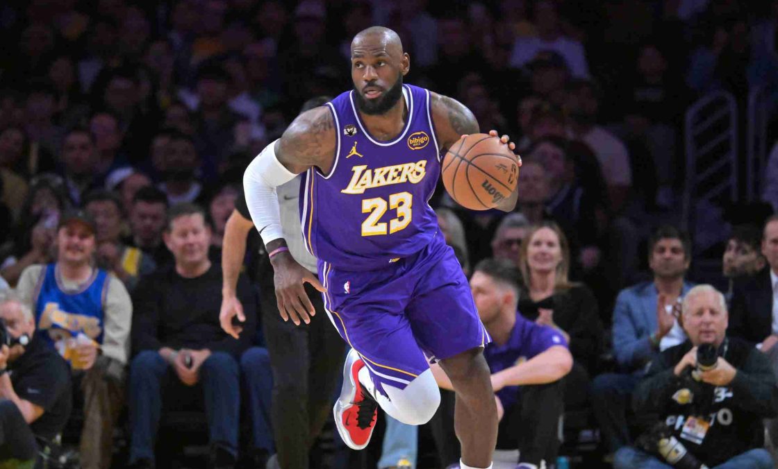 NBA: Dallas Mavericks at Los Angeles Lakers